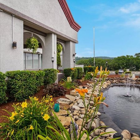Red Roof Inn ニュー・スタントン エクステリア 写真