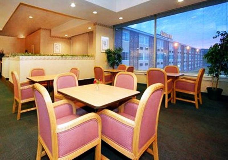 Red Roof Inn ニュー・スタントン エクステリア 写真