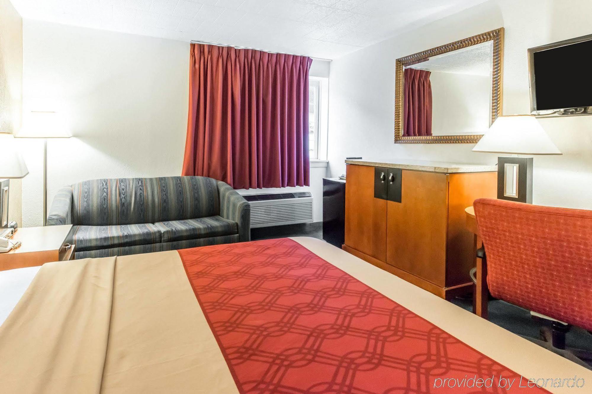 Red Roof Inn ニュー・スタントン エクステリア 写真