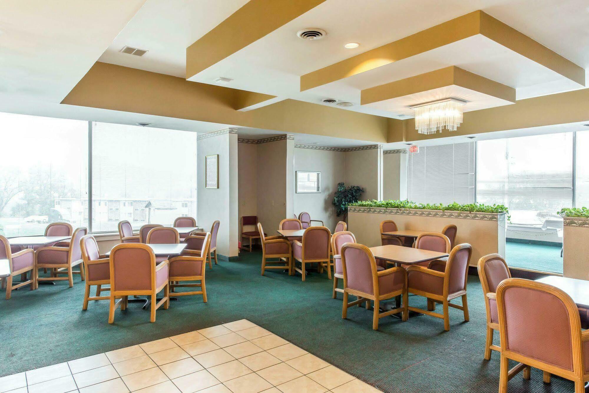 Red Roof Inn ニュー・スタントン エクステリア 写真